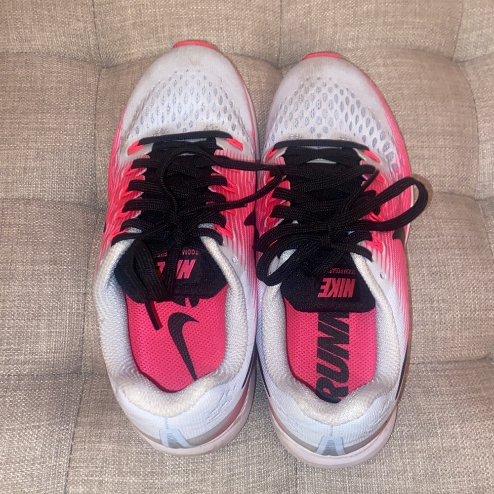 Nike Pegasus 34 Shoes - Picture 7 of 10